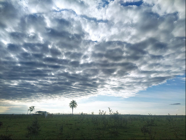 Céu encoberto em Dourados (Imagem: Dourados Informa)