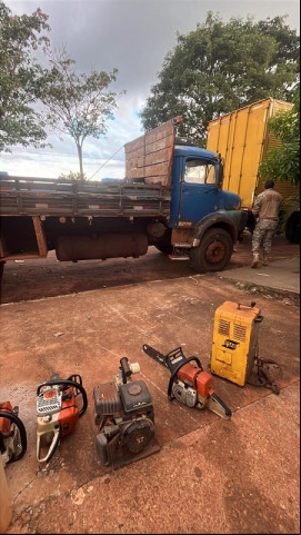 Ferramentas recuperadas em um imóvel no município de Angélica (Foto: Divulgação/Defron)